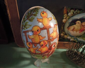 Vintage German Candy Container / Easter Egg / German Paper Mache Egg / Collectible Candy Container