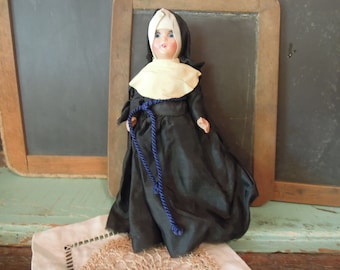 Vintage Composition Nun Doll / Religious Doll / Collectible Nun Doll