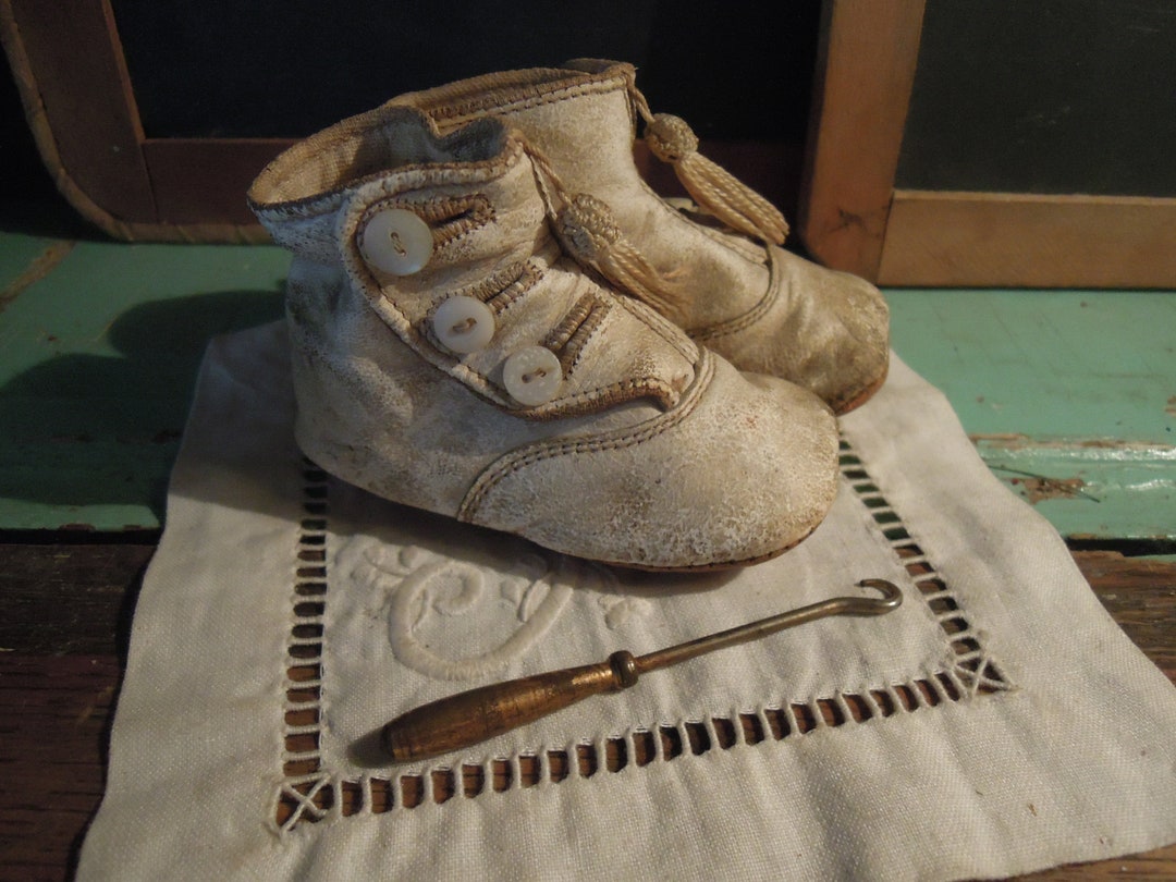 Vintage White Victorian Baby Shoes / White Leather Button-up Shoes ...