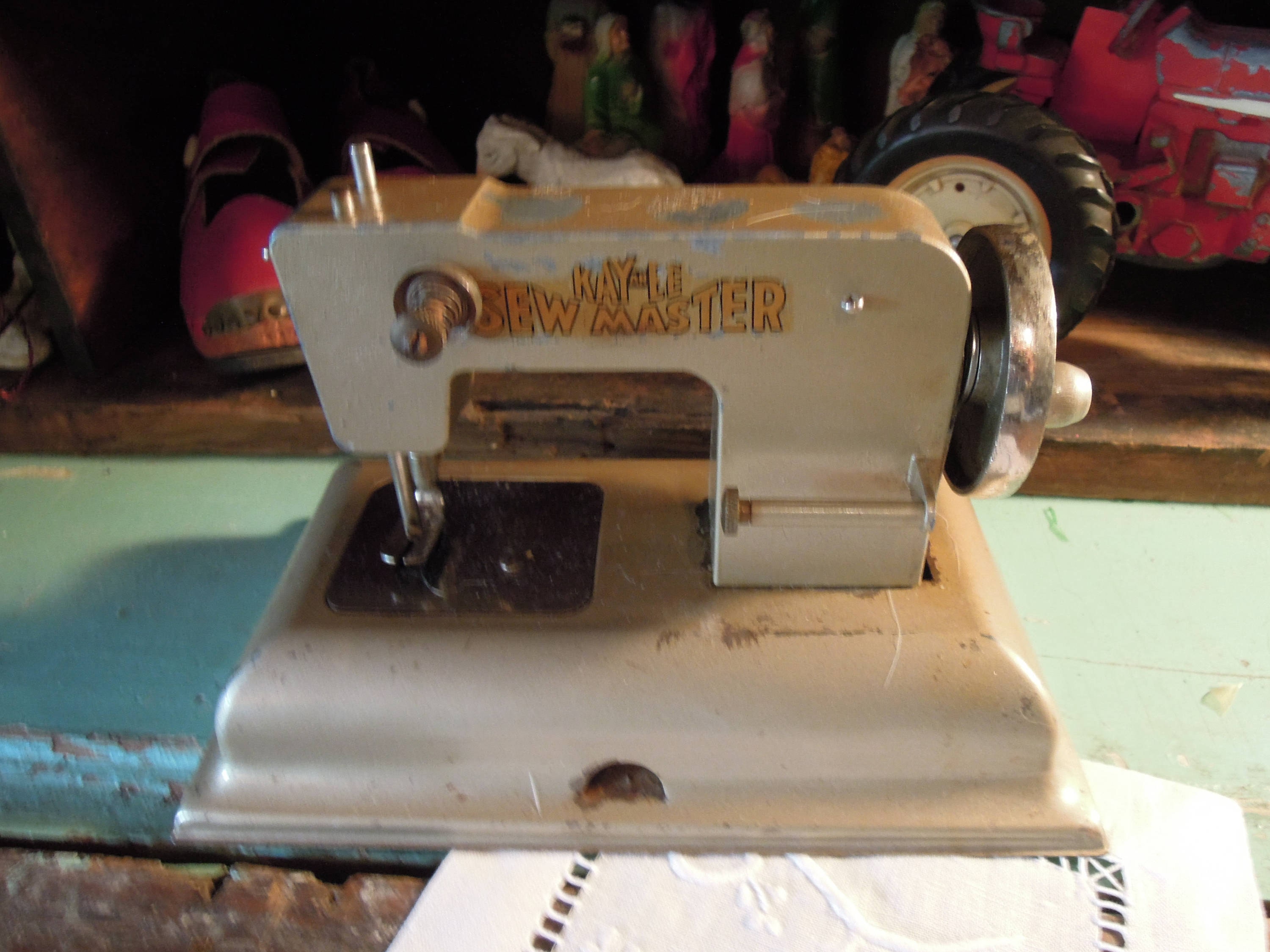 Vintage Metal Toy Sewing Machine / Kayanee Sewing Master Etsy