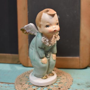 Vintage Napco Christmas Angel / Kissing Angel Figurines / Made In Japan