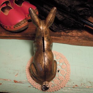 Vintage Antique Iron Bunny Bank / Cast Iron Rabbit Coin Deposit Bank ...