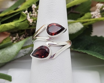 Sterling Silver Garnet Wrap Ring Sz 7