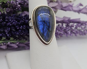 Labradorite Teardrop Sterling Silver Ring Sz.7