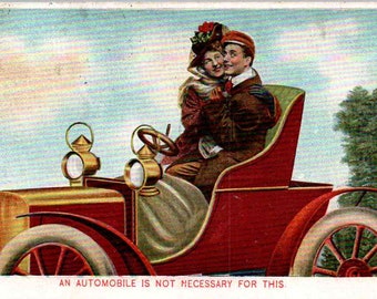 Romantiek - Man en vrouw knuffelen in auto - Auto hiervoor niet nodig - in 1908 - Vintage ansichtkaart