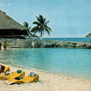 Cozumel, México, En la playa, c1950, Postal vintage, Postal antigua