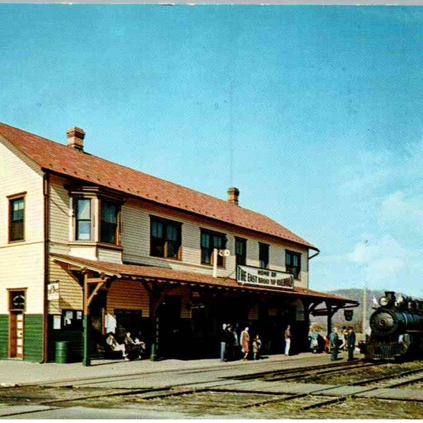 Rockhill Furnace, Pennsylvania - The East Broad Top Railroad Passenger Train - c1950 - Vintage Postcard, Antique Postcard