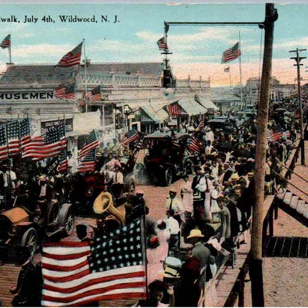 Wildwood, New Jersey - The Auto Parade on the Boardwalk, July 4th - in 1910 - Vintage Postcard, Antique Postcard