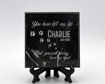Custom Name Design Engraved Pet Memorial - Black Marble Plaque 10 cm 4" size with stand