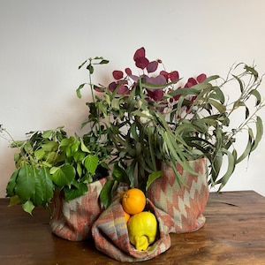 Kilim flower pot, storage basket, plant pot, kilim basket, living room storage, bathroom basket, waterproof flower pot, ethnic basket..,