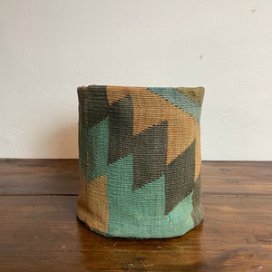 Kilim flower pot, storage basket, plant pot, kilim basket, living room storage, bathroom basket, waterproof flower pot, ethnic basket..,