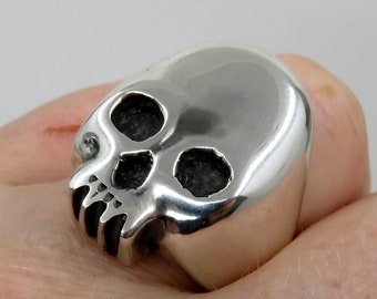 Solid Sterling Silver Large Skull Ring Memento Mori Day Of The Dead Skull Keith Richards 45.5 grams