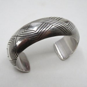 Vintage Sterling Silver Stamped Engraved Cuff Bangle signed by the Navajo artisan Albert Bighand 39 grams