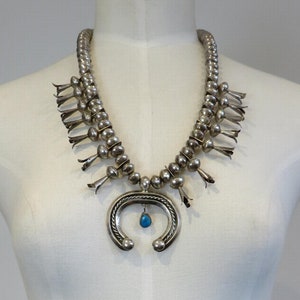 Collar vintage de plata de ley con turquesa navajo y flor de calabaza, 61 cm de largo, 127,5 gramos