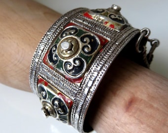 Vintage Sterling Silver Bangle with Incredible Enamel Details 140 grams Tribal Berber Kabylia Amesluh