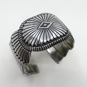 ナバホ族 Kenneth Bill スターリングシルバー バングル Kenneth Bill Navajo - Etsy
