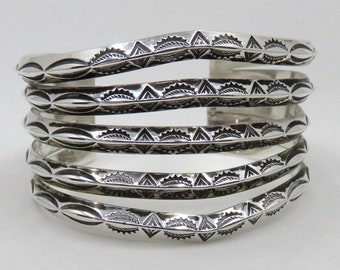 Vintage Sterling Silver Navajo Stamped Triangular Wire Cuff Bangle 56.5 grams