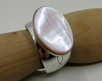 Vintage Sterling Silver Navajo Huge Oval Mother Of Pearl Bangle Cuff 90.4 grams Old Pawn