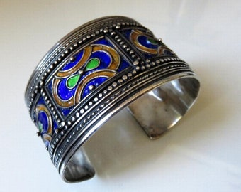 Vintage Silver Bangle Cuff with Incredible Enamel Details 68.8 grams Tribal Berber Kabylia Amesluh