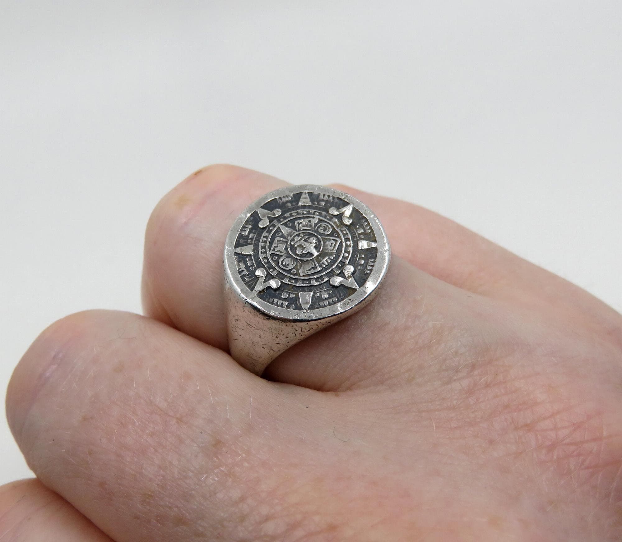 Vintage Sterling Silver Aztec Mayan Mexican Calendar Sun Ring