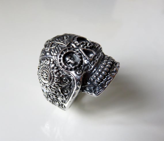 Solid Sterling Silver Sugar Skull Ring Mexico Day Of The Dead Memento Mori  25 grams