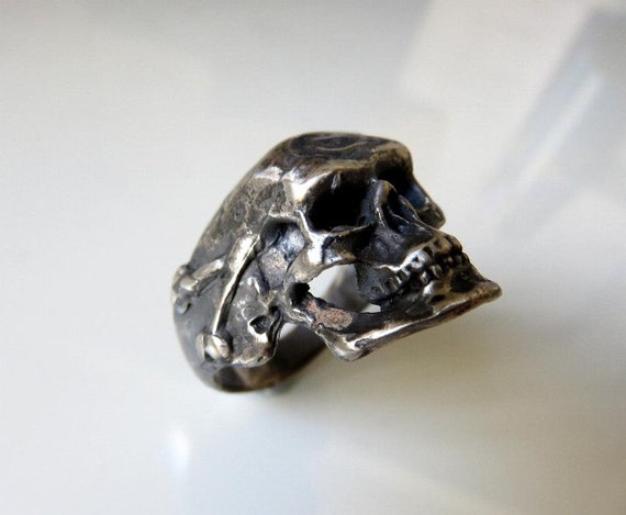 Heavy Sterling Silver Skull Ring Anatomical Skull and Crossbones Memento Mori Biker