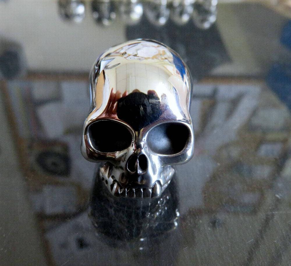 Sterling silver skull sale ring keith richards