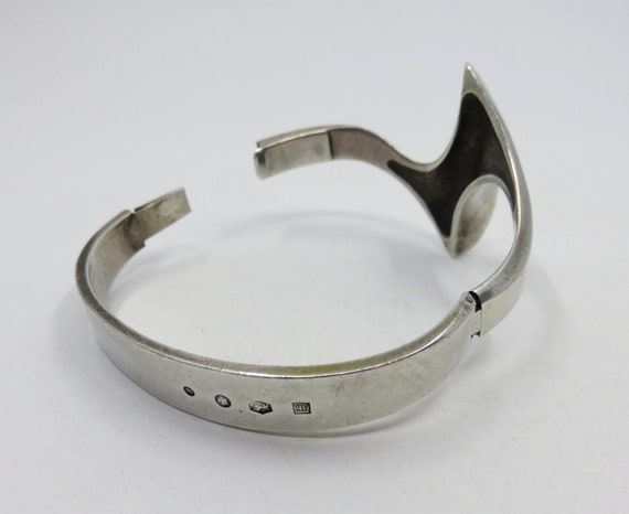 Vintage Solid Silver Brutalist Bangle: Dutch Geom… - image 9