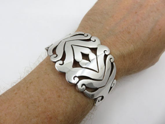 Vintage Sterling Silver Taxco Stamped Bangle Cuff 92 grams