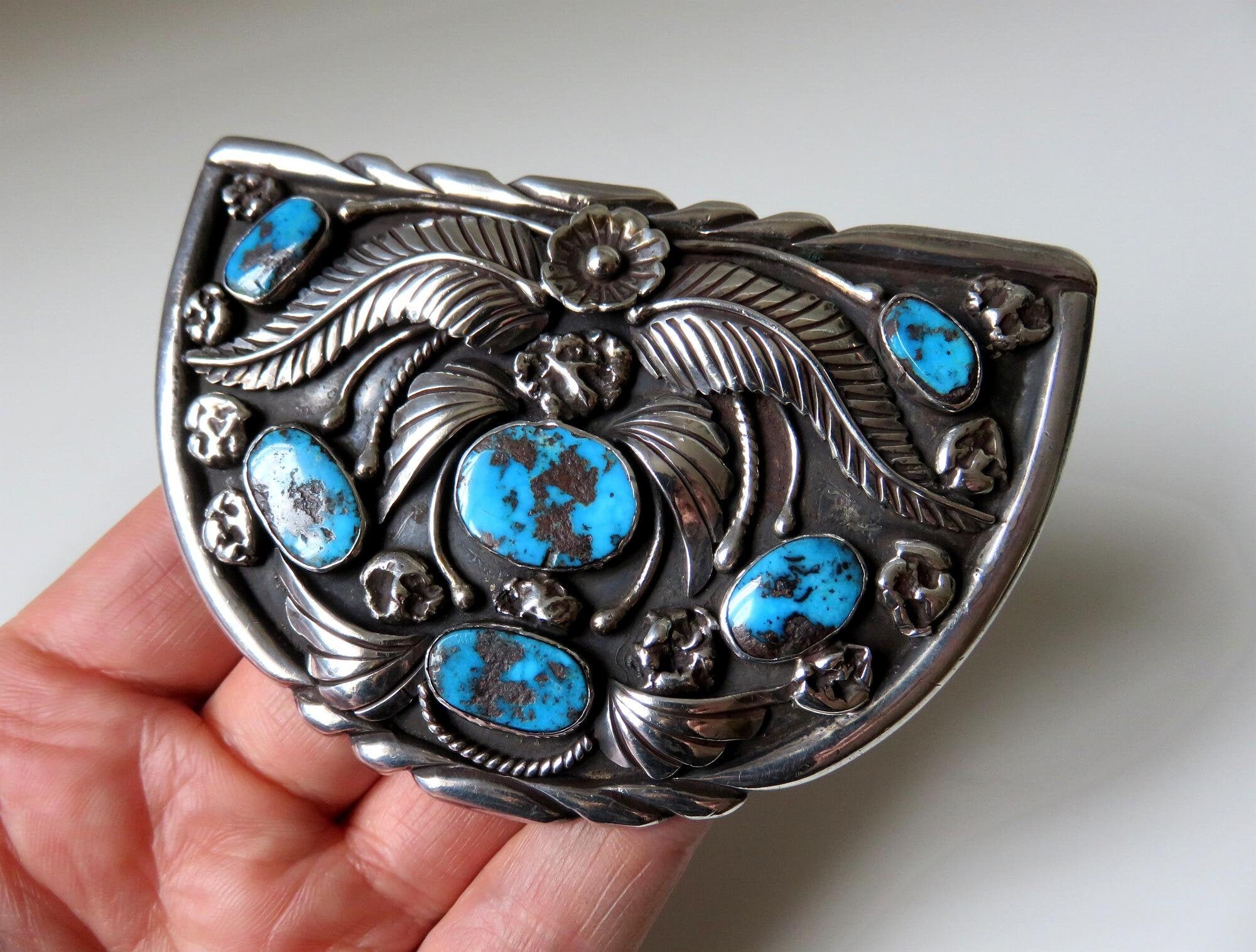 huge belt buckle