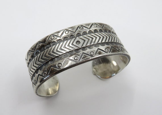 Vintage Navajo Sterling Silver Stamped Bangle Cuff 74.5 grams by the artisan Andy Cadman