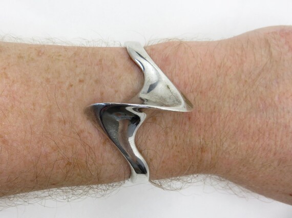 Vintage Solid Silver Brutalist Bangle: Dutch Geom… - image 6