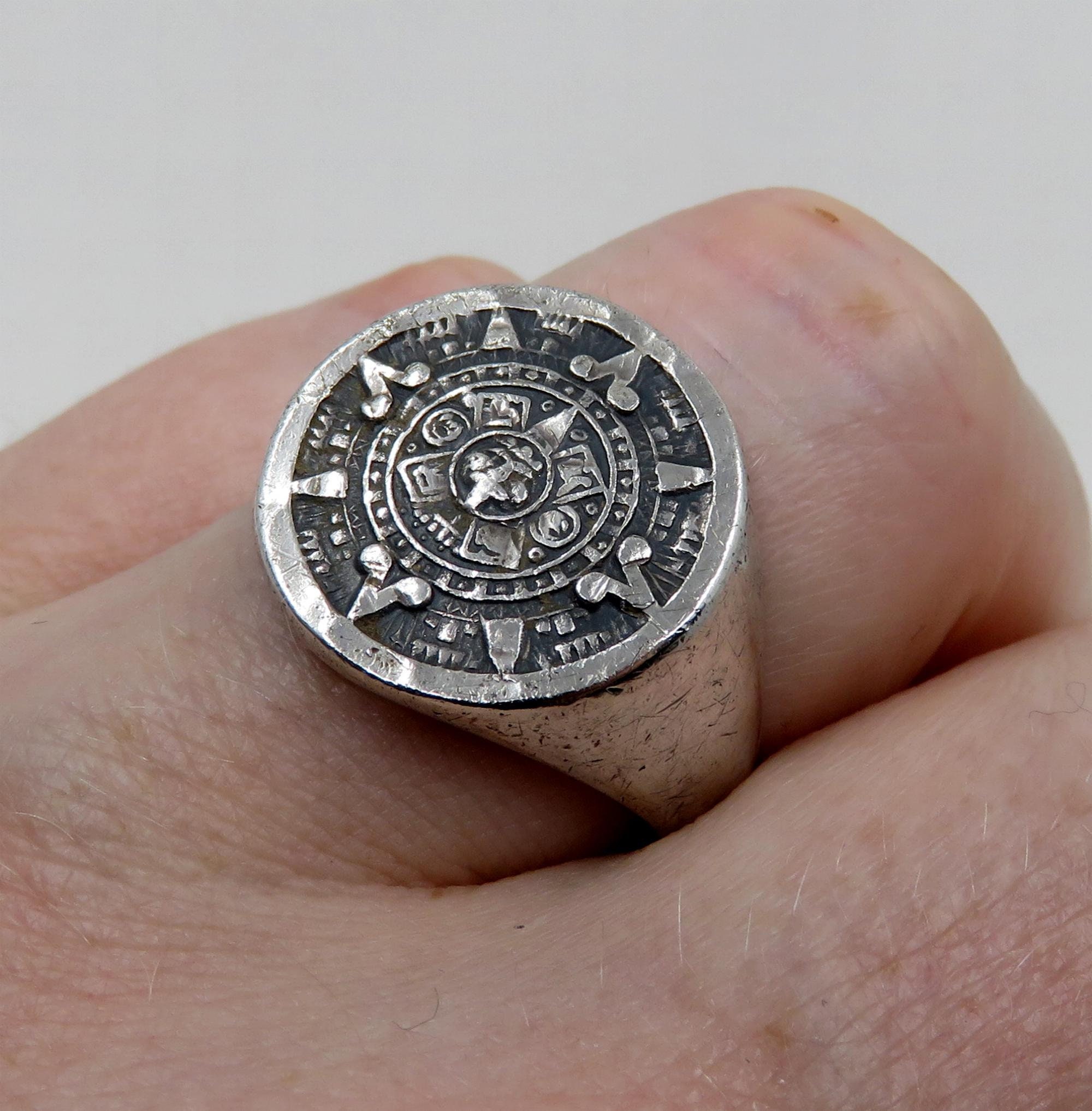 Vintage Sterling Silver Aztec Mayan Mexican Calendar Sun Signet Ring 