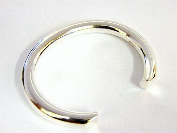 Solid Sterling Silver Torque Bangle 8mm Round Wire 60g