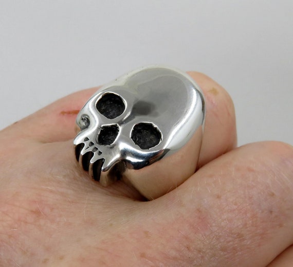 Solid Sterling Silver Large Skull Ring Memento Mori Day Of The Dead Skull Keith Richards 45.5 grams