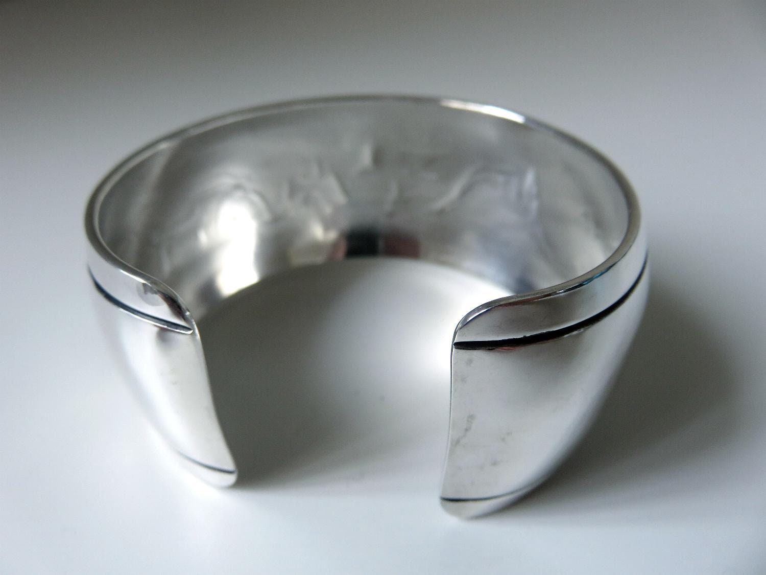 ル 年末のプロモーション ナバホ vintage バングル STERLING T