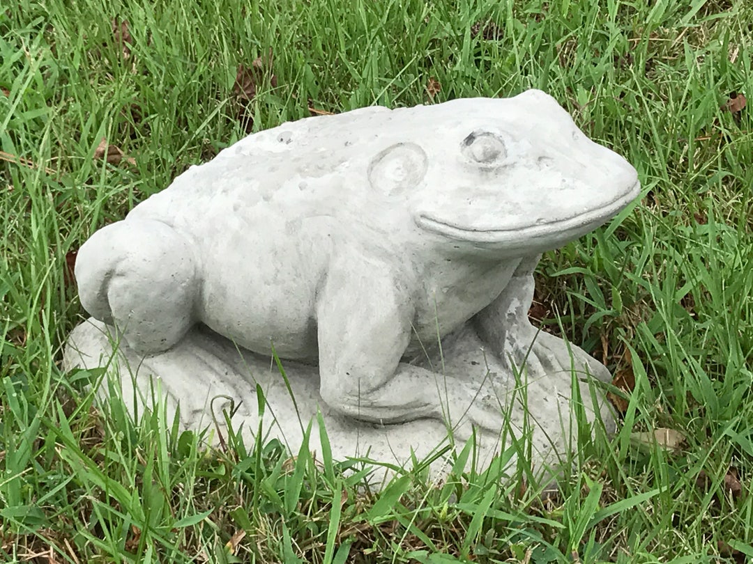 Jeremiah the Bullfrog, Concrete Frog Statue, Garden Frog, Outdoor Frog