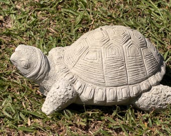 Concrete Turtle Garden Statue – Outdoor Garden Decor – Turtle Lover Gift – Handmade Cement Statue - Concrete Box Turtle