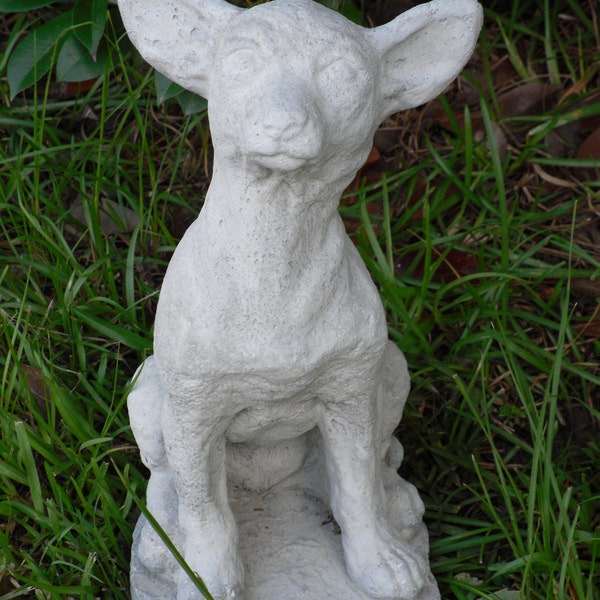 Chihuahua, Chihuahua Staue, Pet Memorial Garden, Pet Marker, Pet Statue, Dog Statue, Concrete Chihuahua Statue, Statue for Garden, Pet Stone