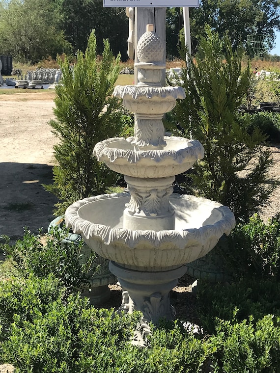 Fuente de hormigón de hoja de acanto de 3 niveles, fuente de agua