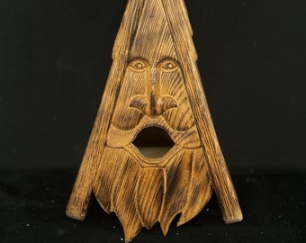 Rustic White Oak Old Man Birdhouse: Outdoor Garden Decor