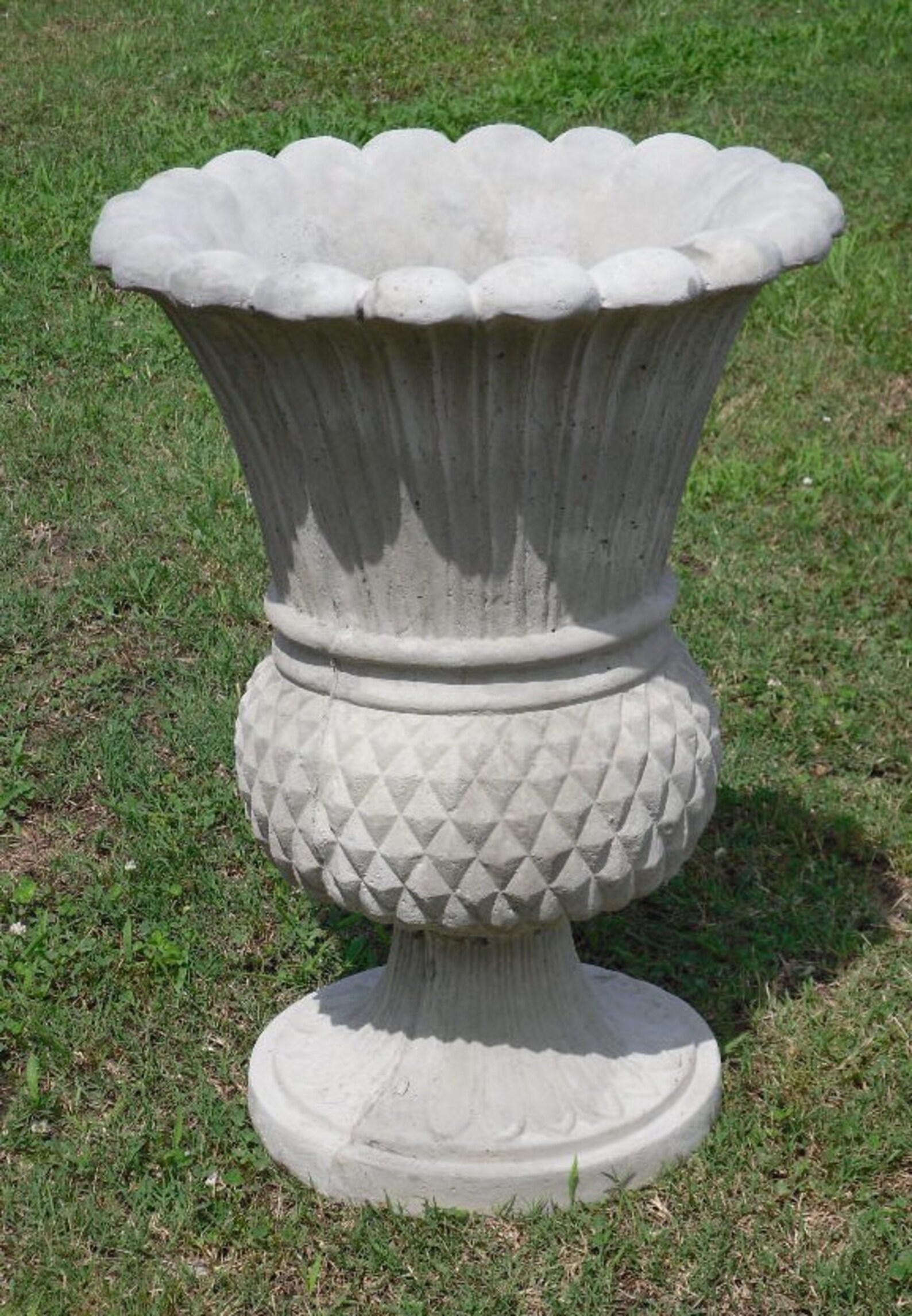 2 Concrete Pineapple Planters Outdoor Planters Cement Etsy