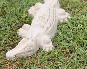 Concrete Alligator Garden Statue – Solid Cement Gator – Outdoor Yard Decor – Pond & Patio Decoration – Handmade Concrete Animal