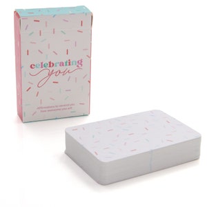 Celebrating You Card Deck - Discours d’encouragement inspirant - Parfait pour un joyeux anniversaire ou un cadeau en pensant à vous