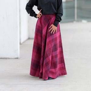 Falda larga a cuadros fucsia, falda maxi de lana, falda de paseo invernal, falda magenta, falda de cintura alta, falda de montar de talla grande, falda acampanada