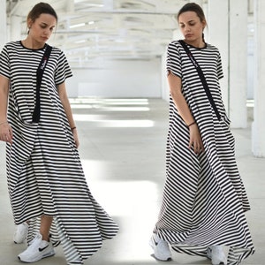 Gestreiftes Sommerkleid, Kaftan Kleid, Avantgarde-Kleidung, Übergrößenkleid, Avantgarde-Kleid, Lockeres Strandkleid, Oversize-Boho-Kleid