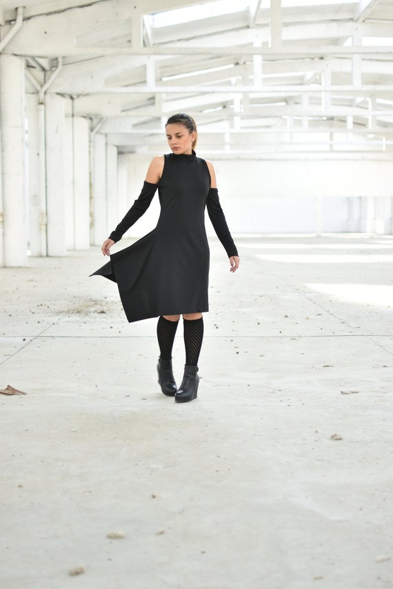 Koude schouder zwarte jurk Midi jurk met lange mouwen - Etsy België