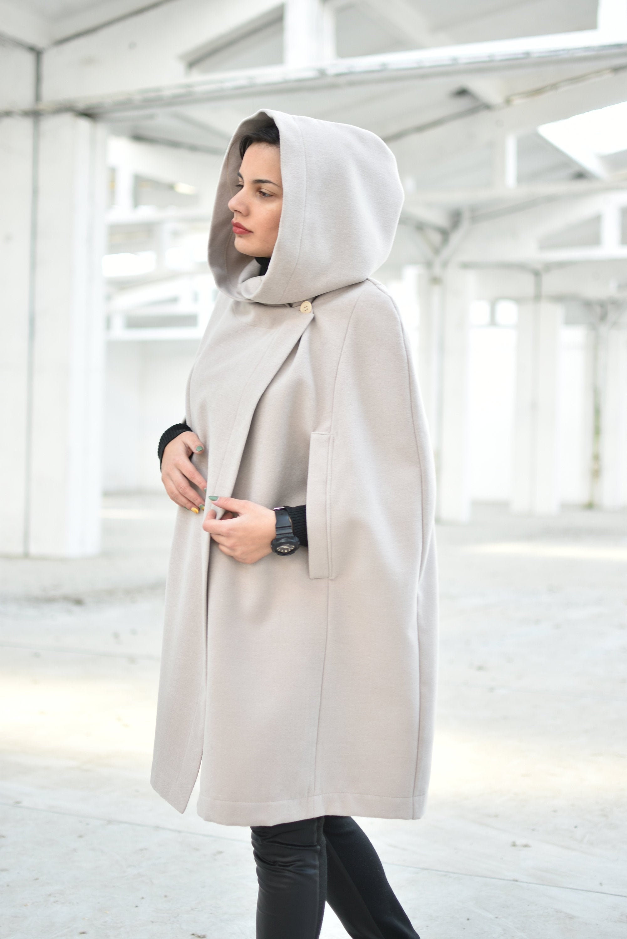 Nala hooded cape coat ベージュ Nala Hooded Cape Coat, Beige