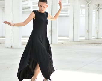 avant garde black dress Avant-garde Crepe Dress with Necklace Accessory