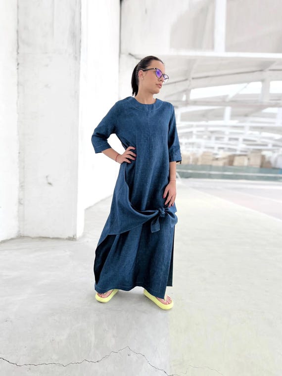 modest grad dresses A-line Blue Lace Long Prom Dresses With Split Beaded Modest Formal Dre